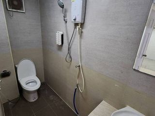 For rent 3 Beds office in Khlong Toei, Bangkok