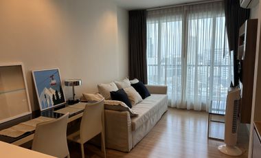 For sale 1 Beds condo in Sathon, Bangkok