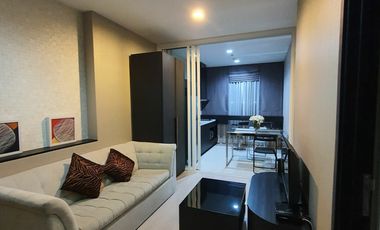 For sale 1 bed condo in Khlong Toei, Bangkok