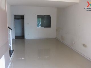 For sale 3 Beds townhouse in Lat Lum Kaeo, Pathum Thani
