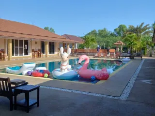 For sale 11 Beds villa in Bang Lamung, Chonburi