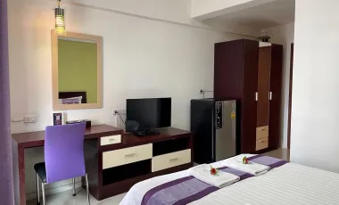 For rent studio apartment in Yan Nawa, Bangkok
