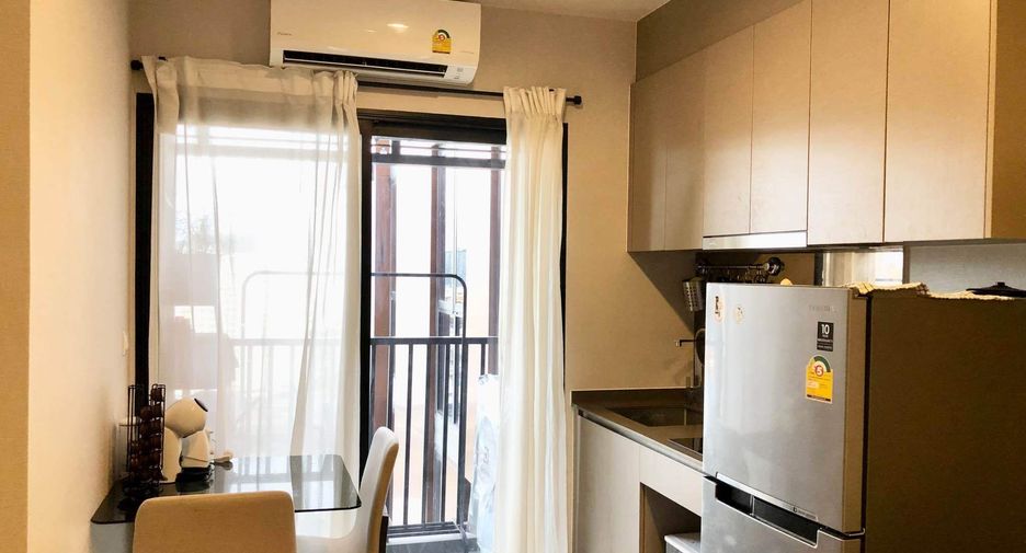 For rent 1 Beds condo in Bangkok Yai, Bangkok
