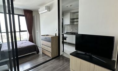 For sale 1 bed condo in Watthana, Bangkok