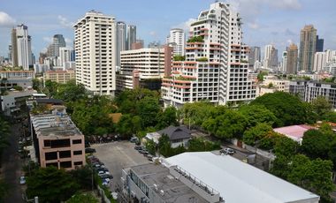 For sale 3 Beds condo in Watthana, Bangkok