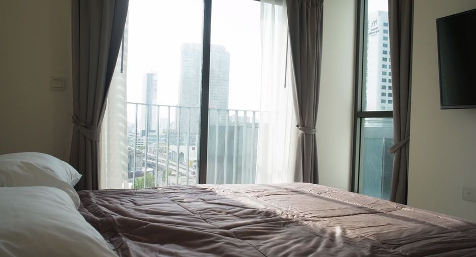 For rent 2 bed condo in Huai Khwang, Bangkok