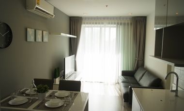 For rent 2 bed condo in Huai Khwang, Bangkok