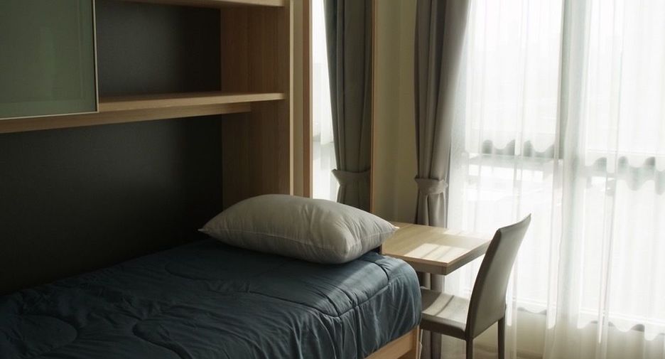 For rent 2 bed condo in Huai Khwang, Bangkok