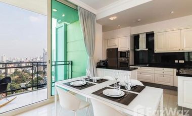 For rent 2 bed condo in Watthana, Bangkok