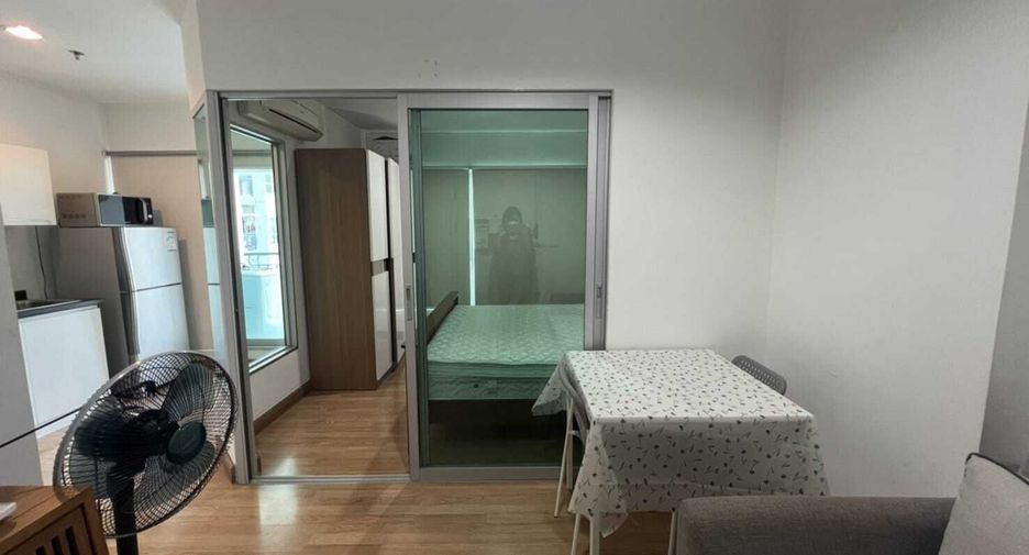 For sale 1 bed condo in Khlong Toei, Bangkok