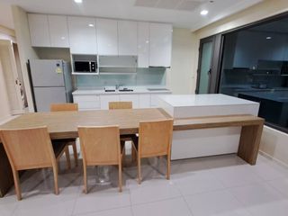 For rent 3 bed condo in Sathon, Bangkok