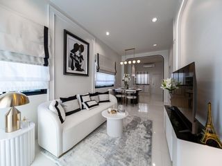 For sale 2 bed townhouse in East Pattaya, Pattaya