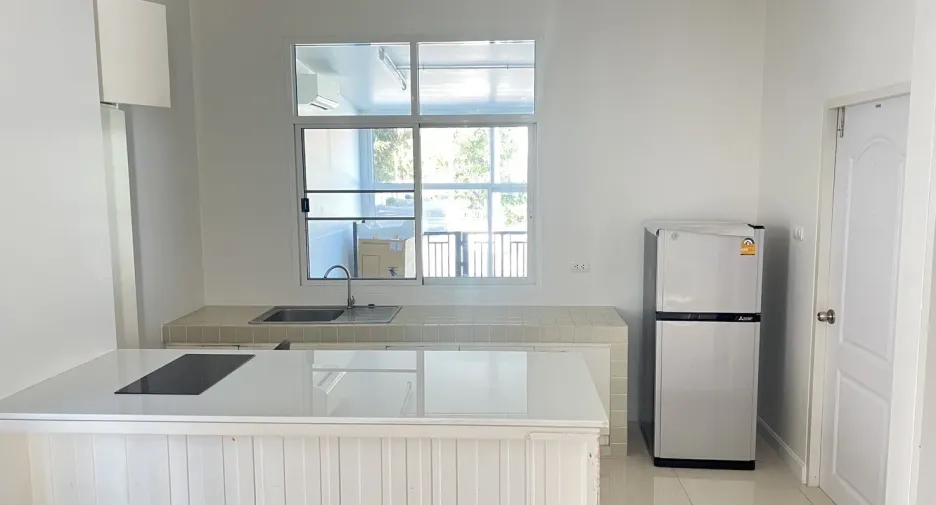 For sale 2 Beds townhouse in Hang Dong, Chiang Mai