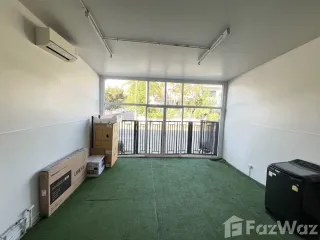 For sale 2 bed townhouse in Hang Dong, Chiang Mai