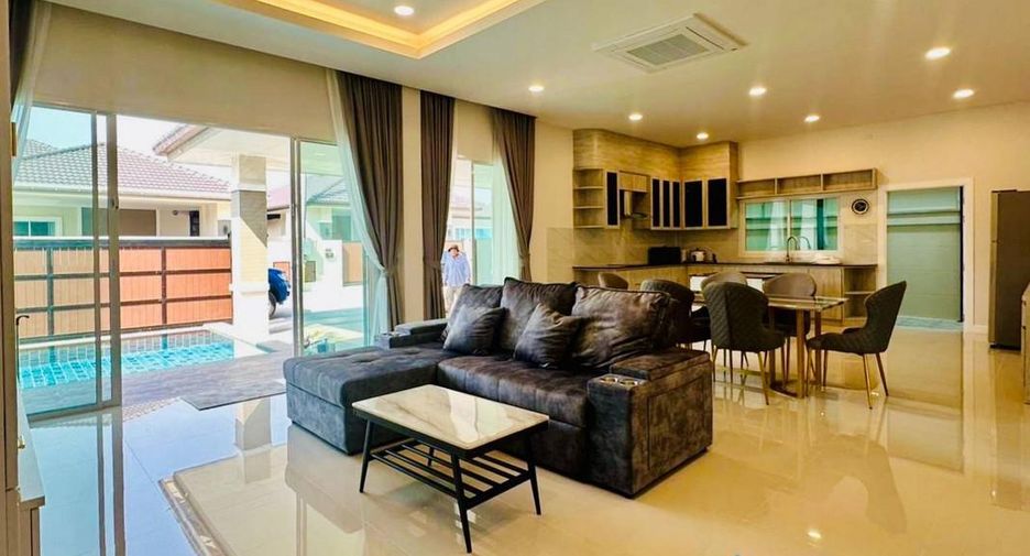For sale 3 bedrooms house in East Pattaya, Pattaya
