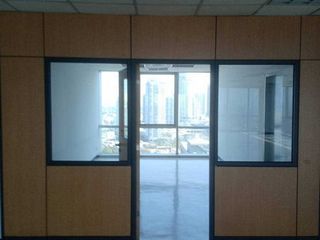 For rent 1 bed office in Khlong Toei, Bangkok