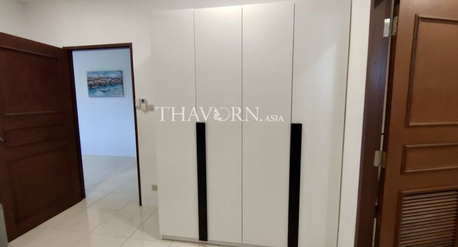 For sale 3 bedrooms condo in Bang Lamung, Chonburi