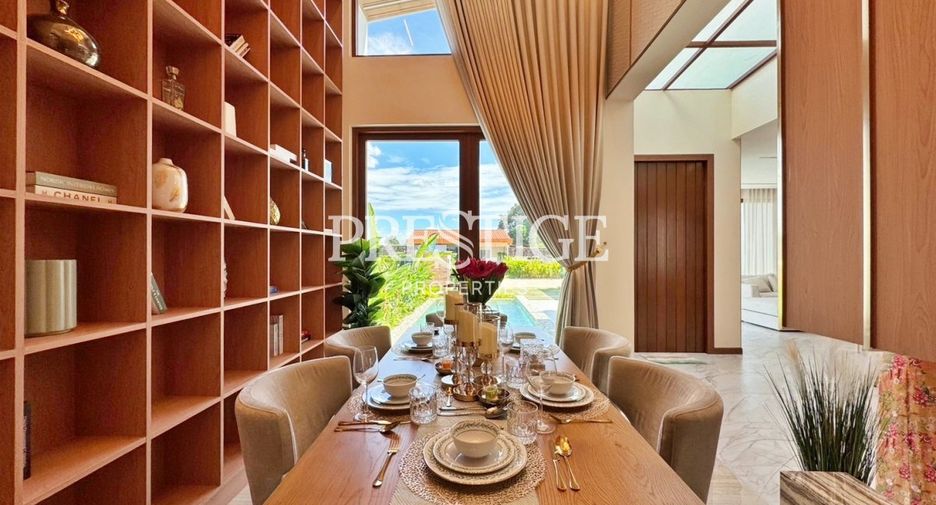 Casa en venta de 5 habitaciones en Bang Lamung, Chonburi