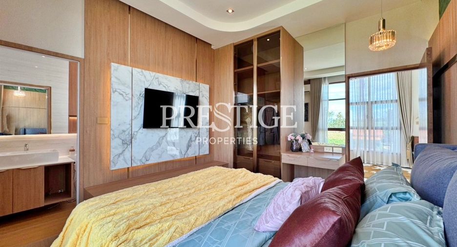 Casa en venta de 5 habitaciones en Bang Lamung, Chonburi