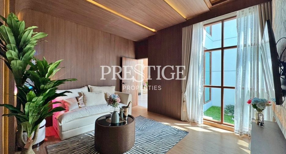 Casa en venta de 5 habitaciones en Bang Lamung, Chonburi