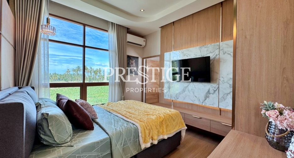 Casa en venta de 5 habitaciones en Bang Lamung, Chonburi