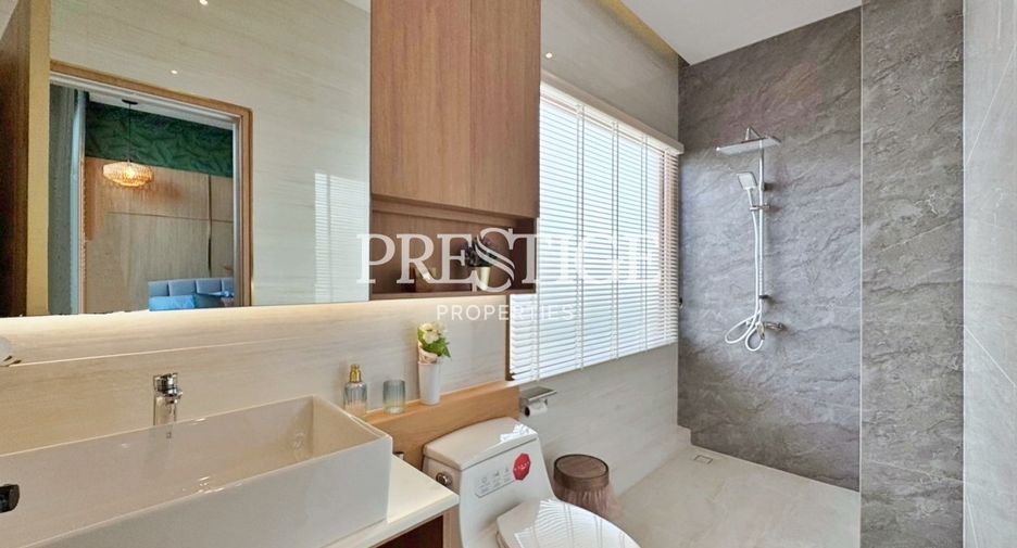 Casa en venta de 5 habitaciones en Bang Lamung, Chonburi