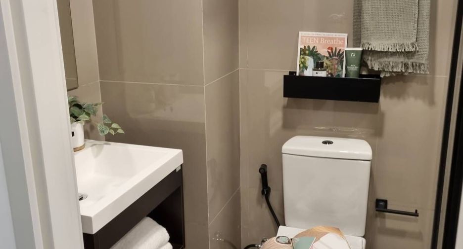 For sale スタジオ condo in Watthana, Bangkok