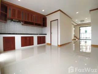 For sale 2 bed townhouse in Hua Hin, Prachuap Khiri Khan