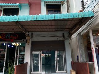 For sale 2 bed townhouse in Mueang Sakon Nakhon, Sakon Nakhon