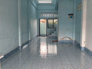 For sale 2 bed townhouse in Mueang Sakon Nakhon, Sakon Nakhon