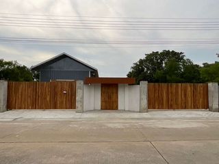 For rent そして for sale warehouse in Nong Chok, Bangkok