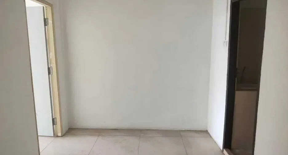 For sale retail Space in Phra Khanong, Bangkok