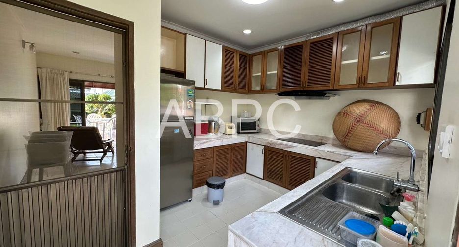 Haus zur Miete mit 4 Zimmer in Sattahip, Chonburi