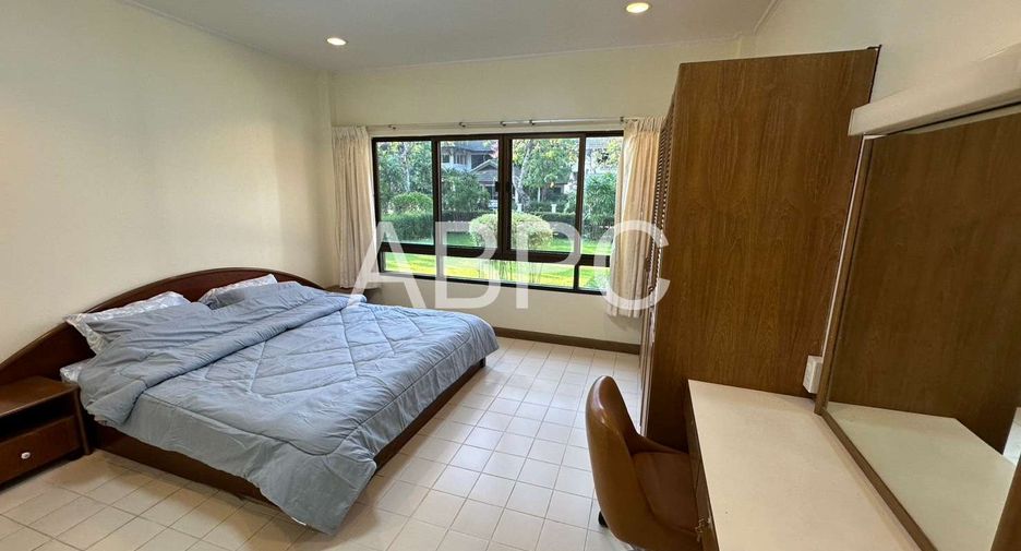 Haus zur Miete mit 4 Zimmer in Sattahip, Chonburi