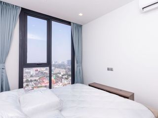 For rent 2 Beds condo in Phaya Thai, Bangkok