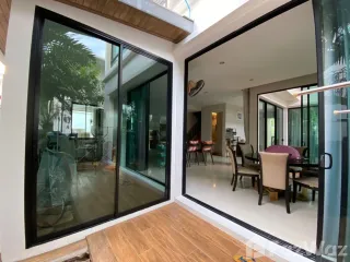 For sale 5 Beds house in Phasi Charoen, Bangkok