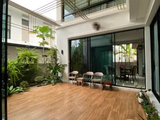 For sale 5 Beds house in Phasi Charoen, Bangkok