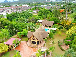 For sale 6 bedrooms house in Sattahip, Pattaya