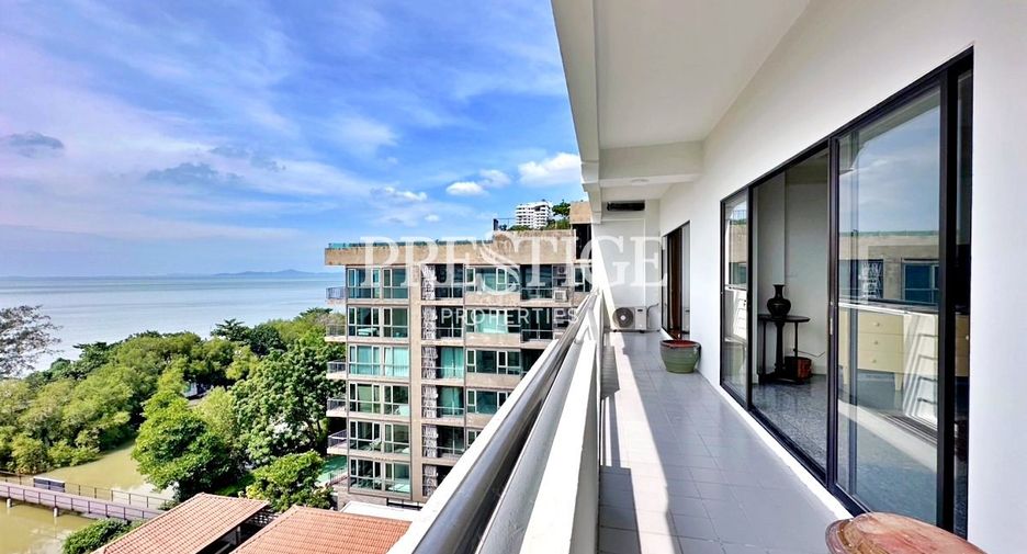 For sale そして for rent 3 ベッドルーム condo in Sattahip, Chonburi