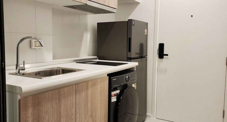 For rent 1 bed condo in Phaya Thai, Bangkok