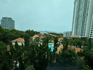 For sale 2 bed apartment in Pratumnak, Pattaya