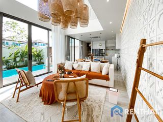 Продажа 4 спальни вилла в Тхаланг, Пхукет