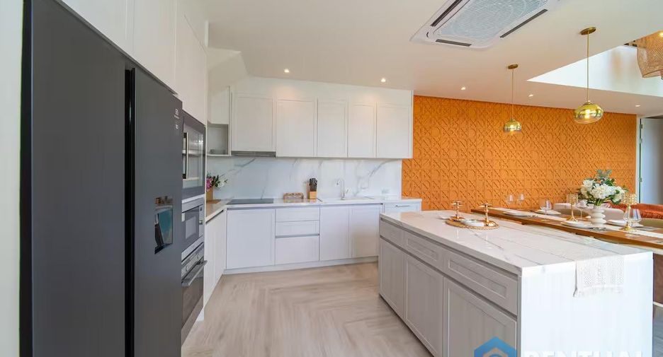 For sale 4 bedrooms villa in Thalang, Phuket