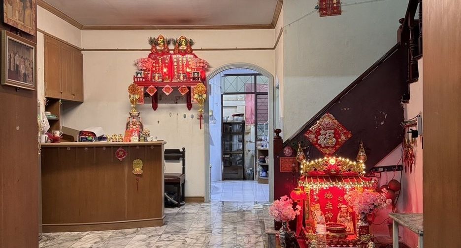 For sale 5 Beds townhouse in Mueang Nonthaburi, Nonthaburi
