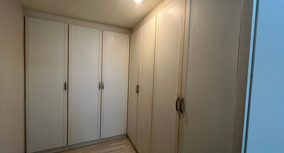 À vendre 3 chambres condo à Watthana, Bangkok