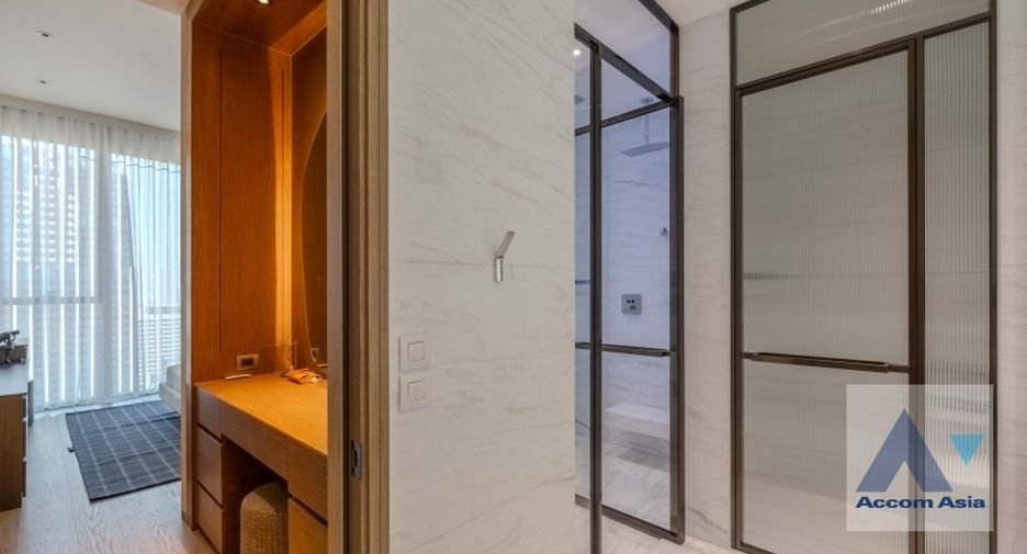 For rent そして for sale 2 Beds condo in Pathum Wan, Bangkok