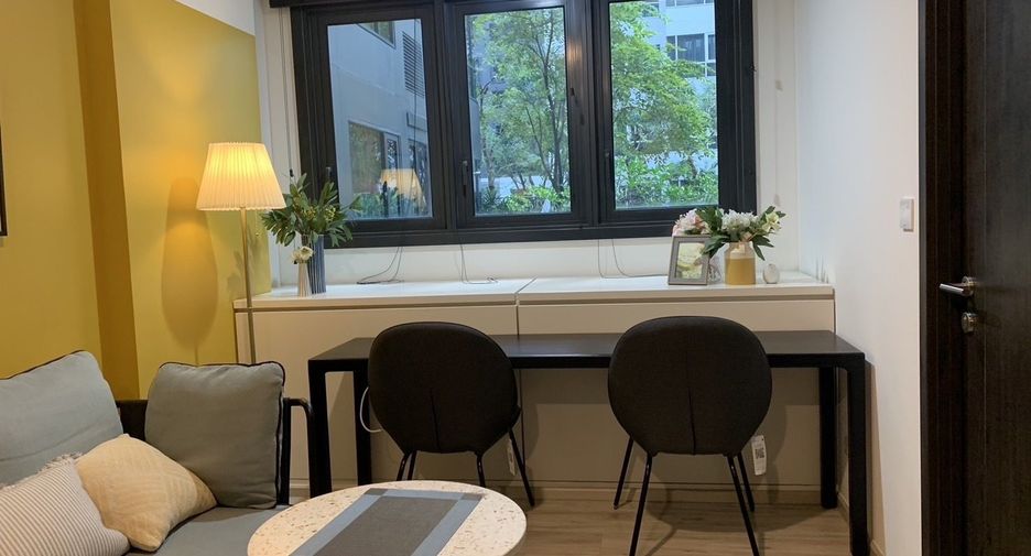 For sale 1 bed condo in Huai Khwang, Bangkok