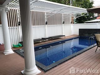 For sale 4 Beds house in Khlong San, Bangkok