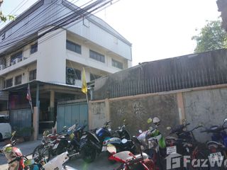 For sale office in Phra Khanong, Bangkok