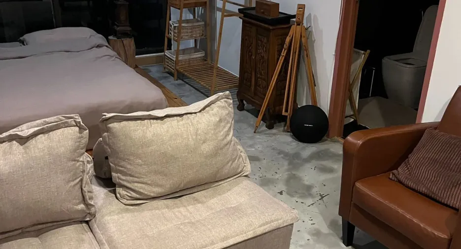 For rent studio condo in Khlong Toei, Bangkok